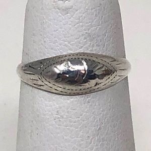 Sterling silver ring etched